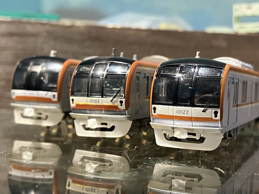 東京の10000系鍵穴地下電車用 スカート