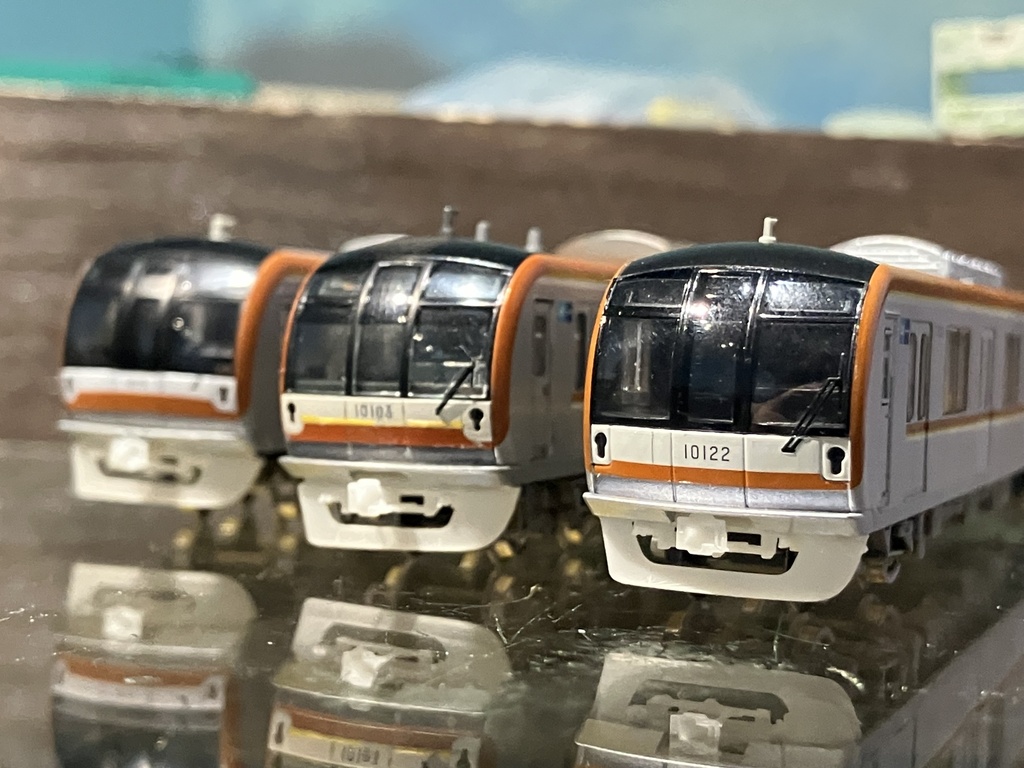 東京の10000系鍵穴地下電車用 スカート