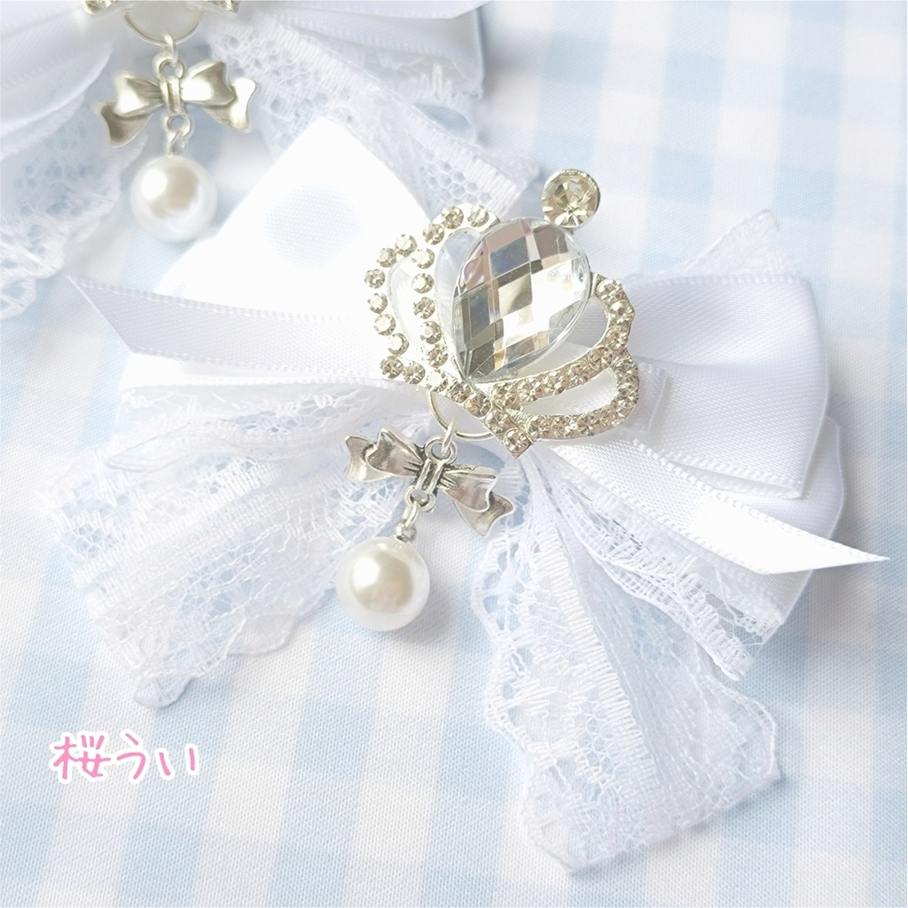 【白】パールチャーム付クラウンリボンクリップ