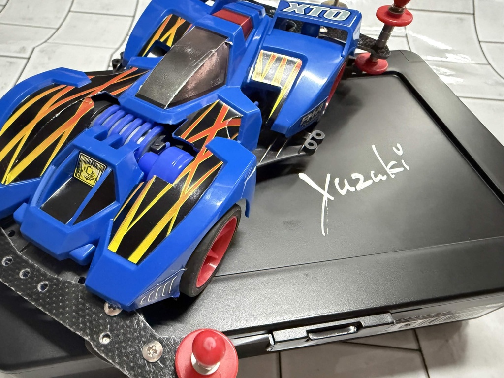 秋篠ゆずき 改造ミニ四駆②(ガンブラスターXTO)