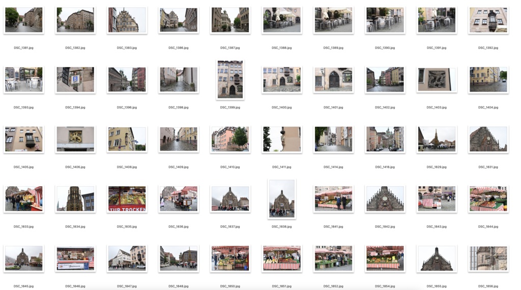 【背景資料画像】ドイツ・ニュルンベルクの街並みと教会