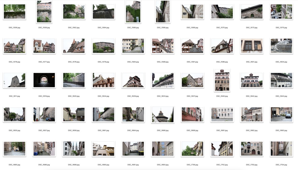 【背景資料画像】ドイツ・ニュルンベルクの街並みと教会