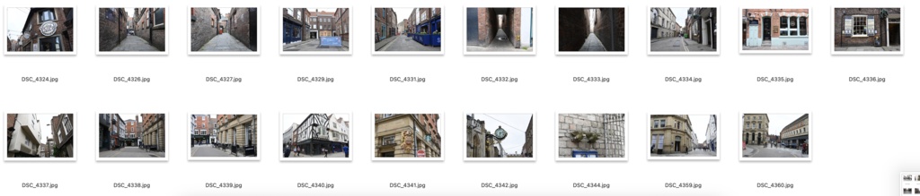 【背景資料画像】イギリスの街ヨークの街並みと大聖堂