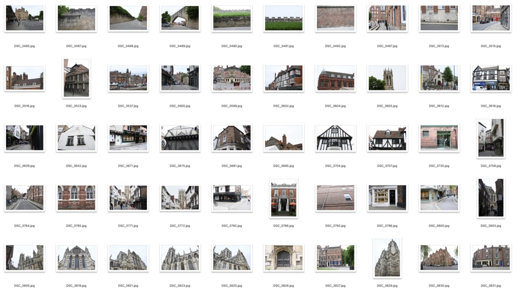 【背景資料画像】イギリスの街ヨークの街並みと大聖堂