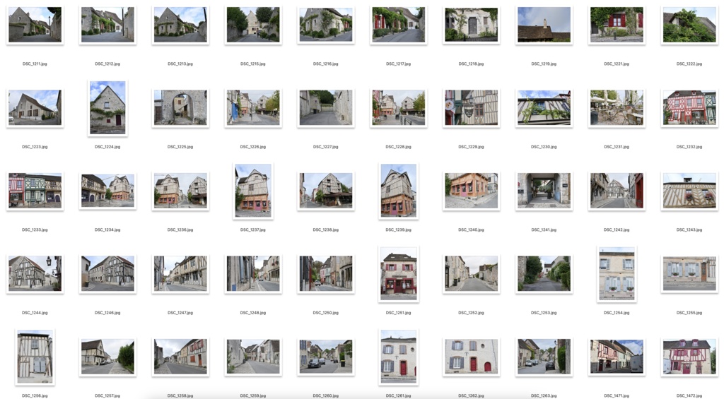 【背景資料画像】城壁に囲まれた中世の街並みフランス・プロヴァン(街並み・城壁・塔・教会)