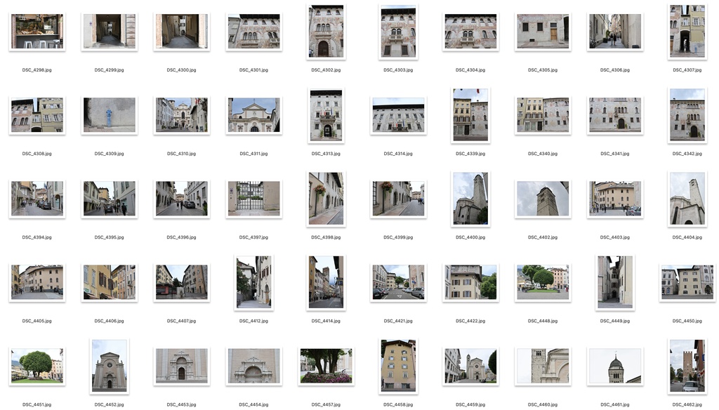 【背景資料画像】イタリア12:トレントの街並みと教会