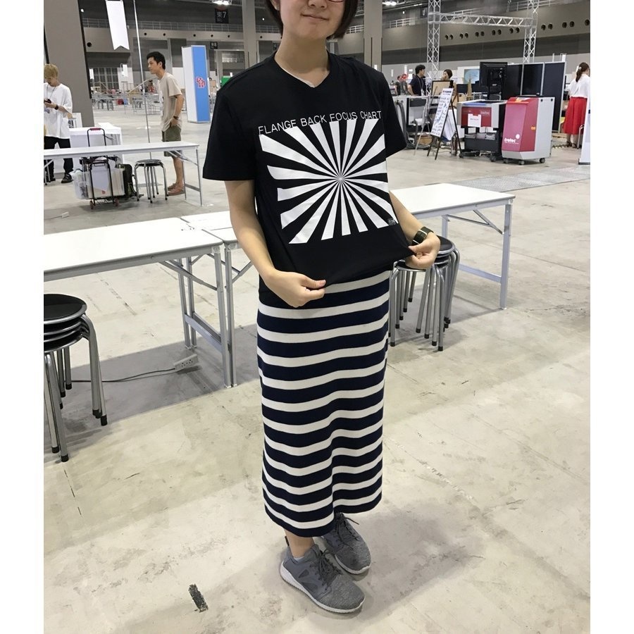 フランジバックチャートTシャツ