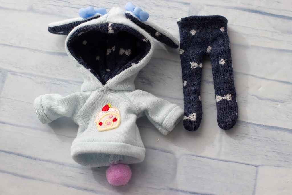 くいしんぼうさぎさんのパーカー