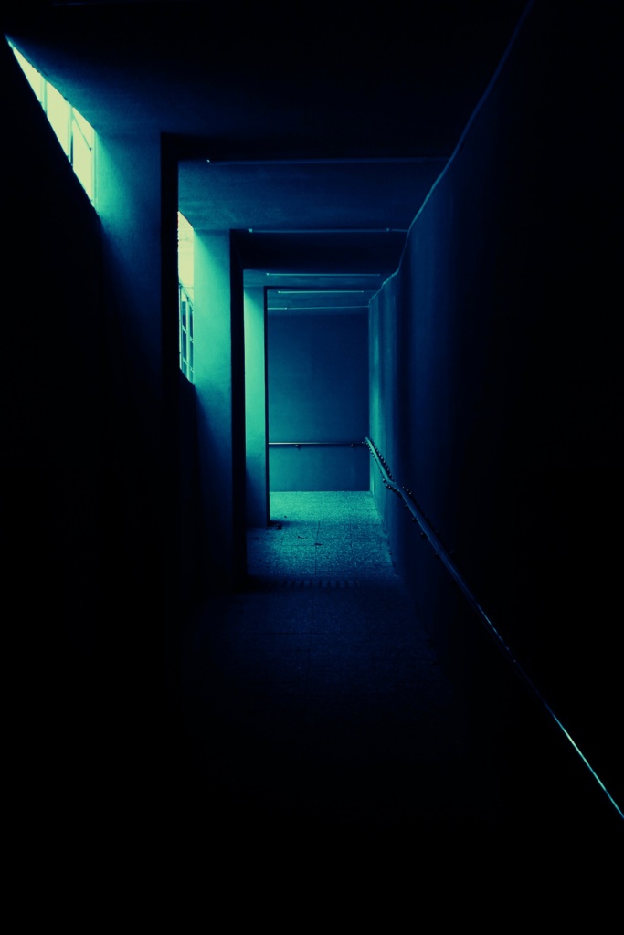 【BGM】見えない影