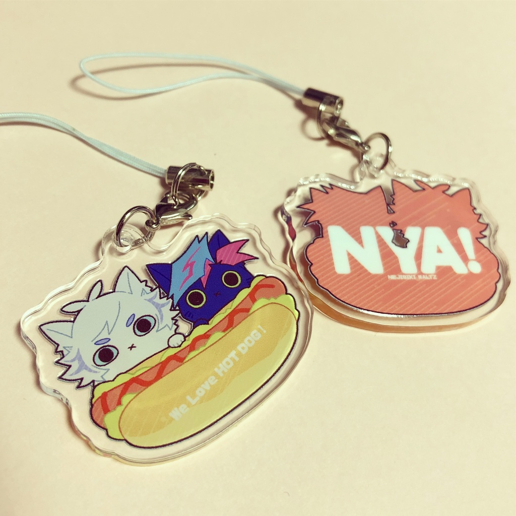 運囚ねこストラップ