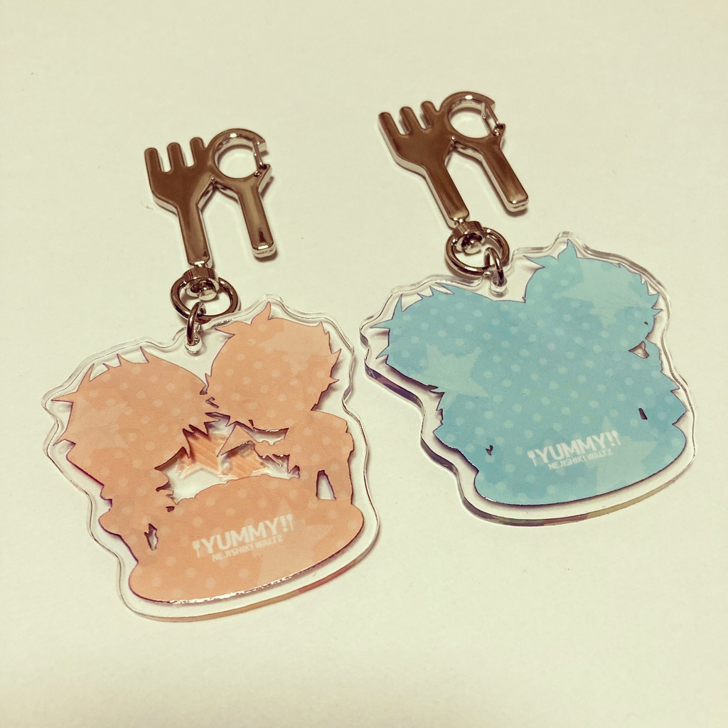 運囚ごはんアクキー