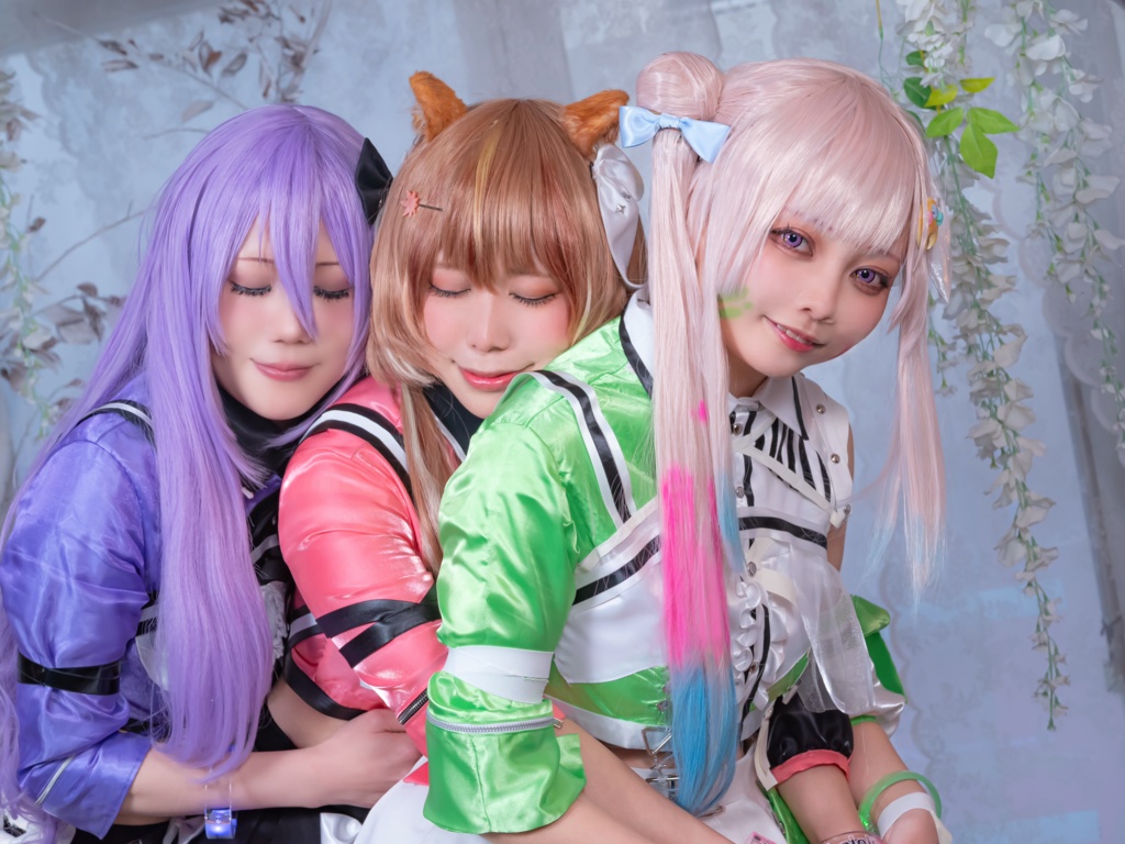 "Triad of Destiny"【写真集のみ】