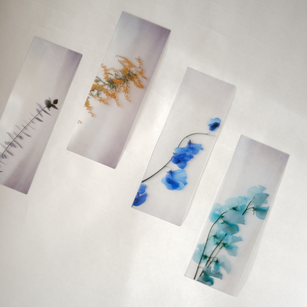 \ new !! / flower bookmark