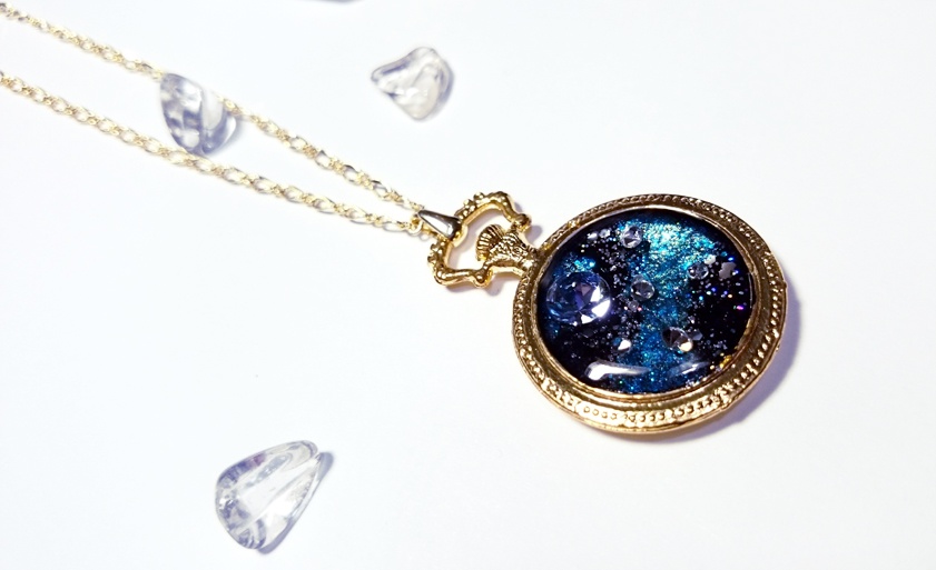 【再入荷】星屑のペンダント