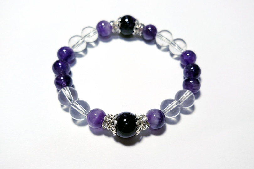 アメシストのブレスレット