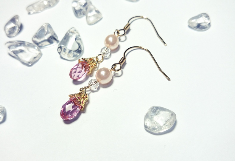 パールとドロップのピアス