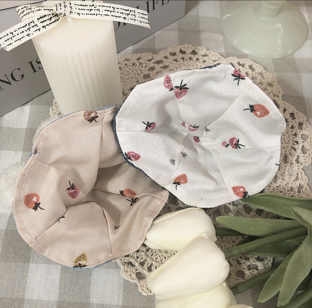 いちごとお花のうさちゃんハット