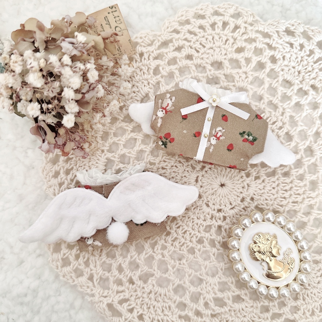 strawberryrabbit×angel tops ଓ