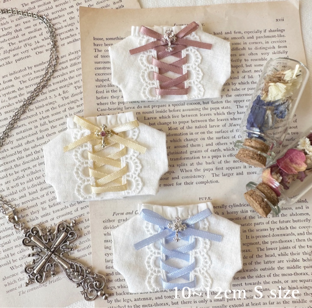 lace up blouse( cross ✞ white )