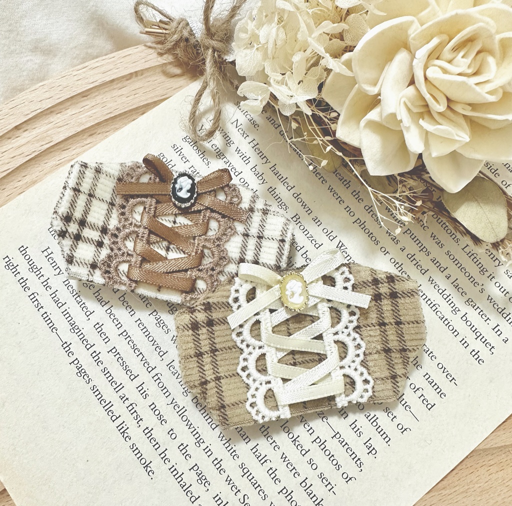 lace up blouse( sweet plaid ♡ )
