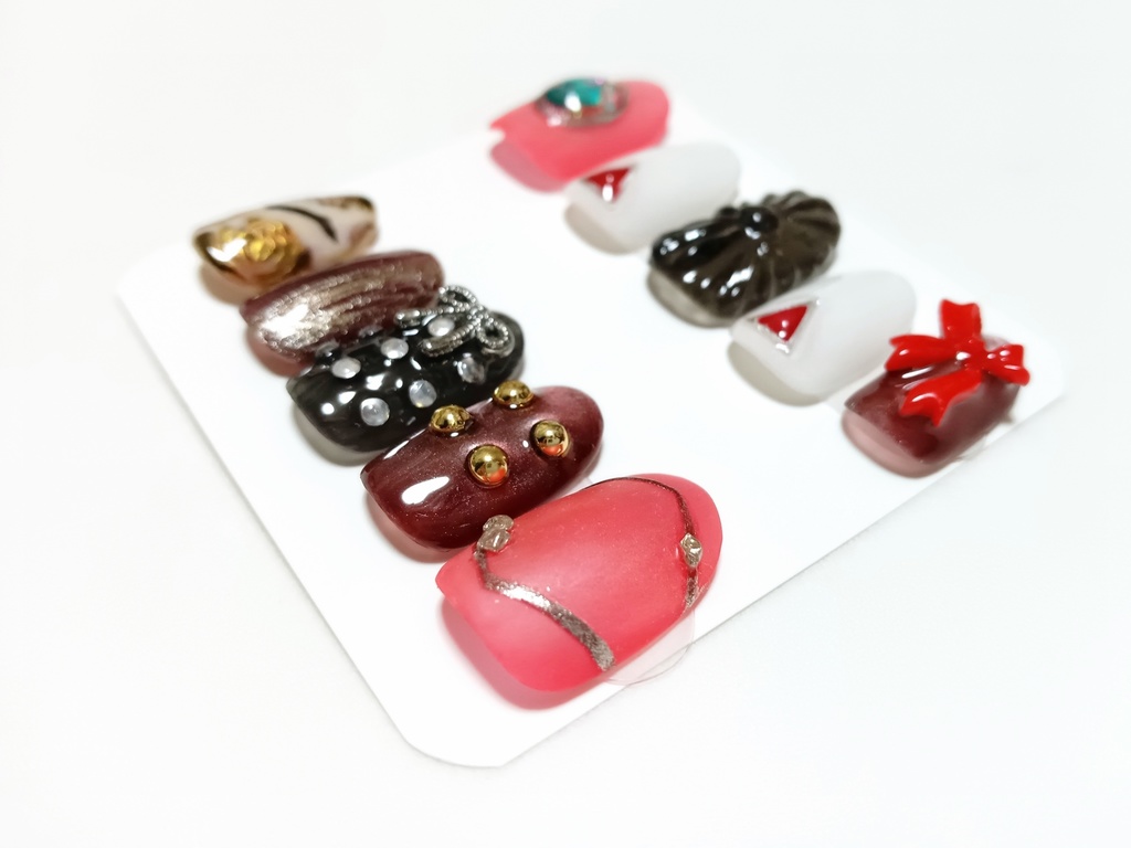 【作例】一文字則宗:一文字一家の硝子玉ねいるちっぷ