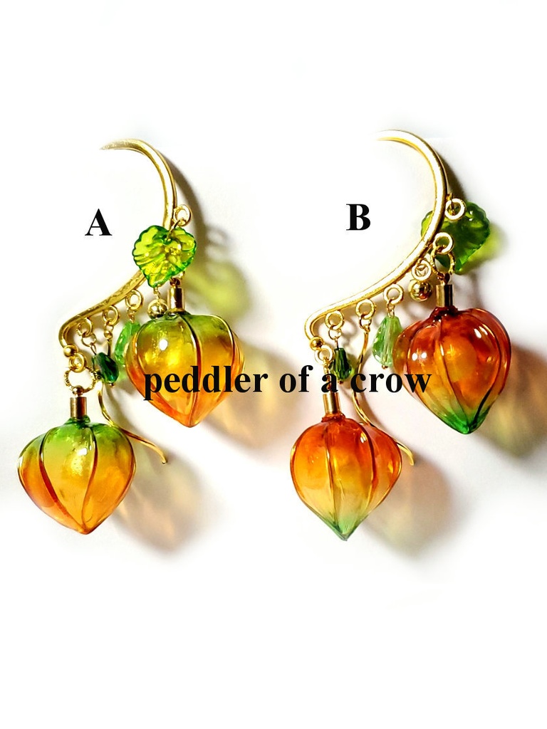 鬼灯のイヤーフック・２種各１個のみ