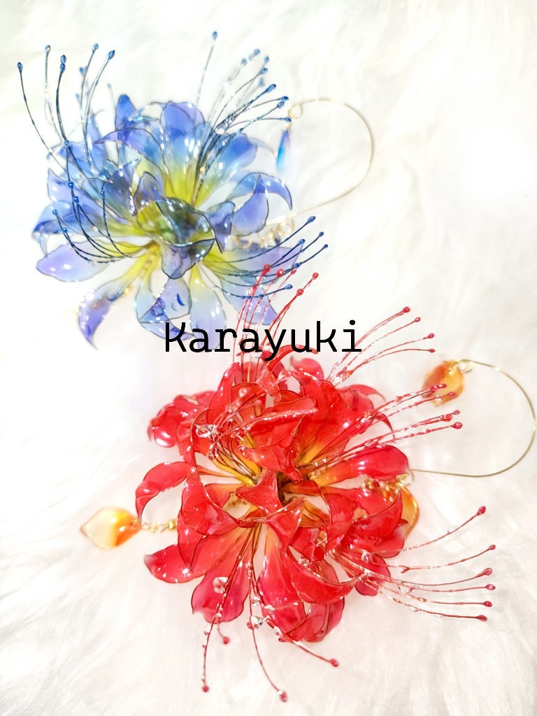 雫涙雨・彼岸花のイヤーフック/片耳売り赫2、蒼1のみ