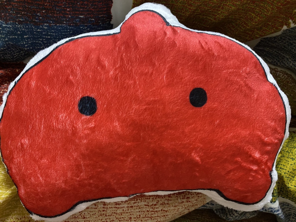 ベレー帽生物クッション(中)