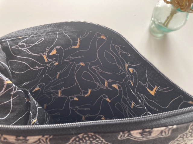 お薬手帳ポーチ(大仏)