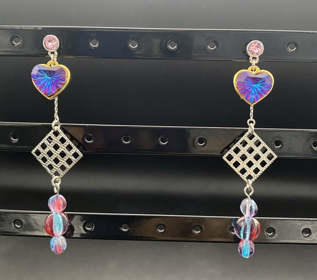 ナルシソ・アナスイ風ピアス