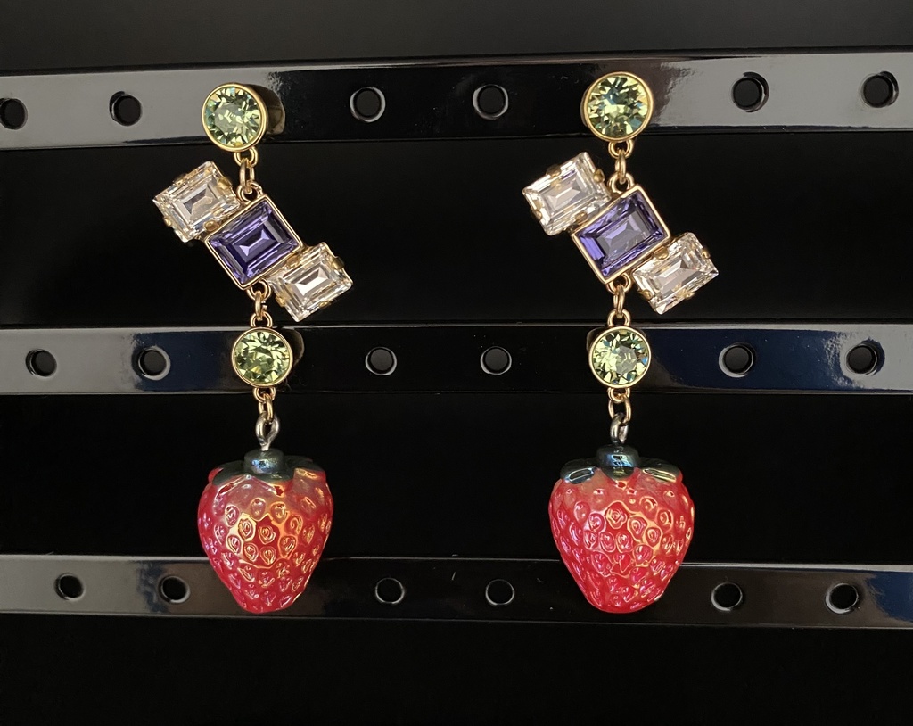 パンナコッタ・フーゴ風ピアス