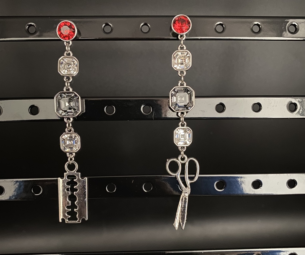 リゾット ・ネエロ風ピアス