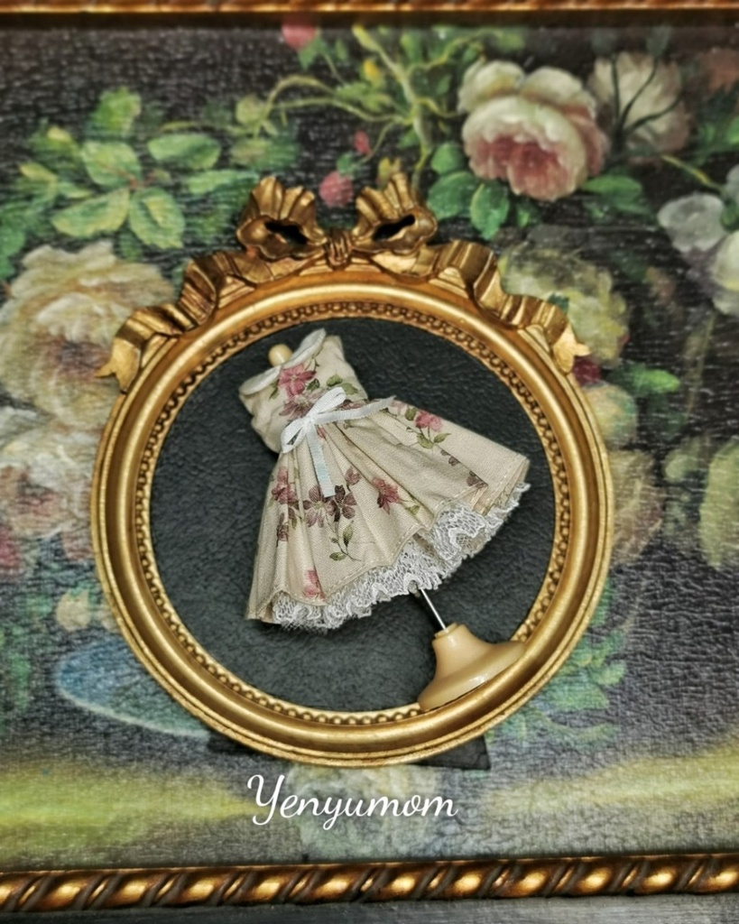 【ベージュ フローラル ドレス セット / プチブライス】Yenyumom