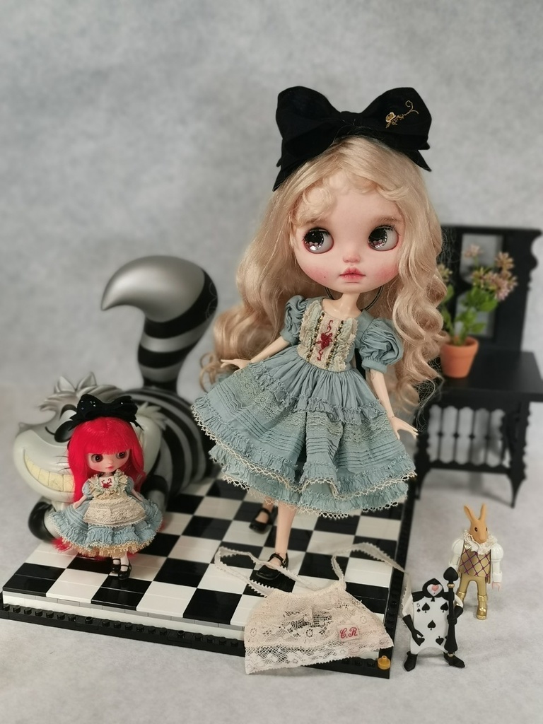 【アリス 刺繍 ドレス セット / ブライス / モモコ / オビツ24】Yenyumom