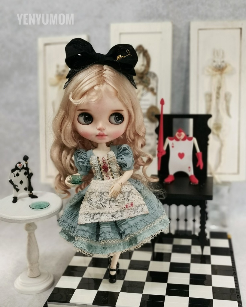 【アリス 刺繍 ドレス セット / ブライス / モモコ / オビツ24】Yenyumom