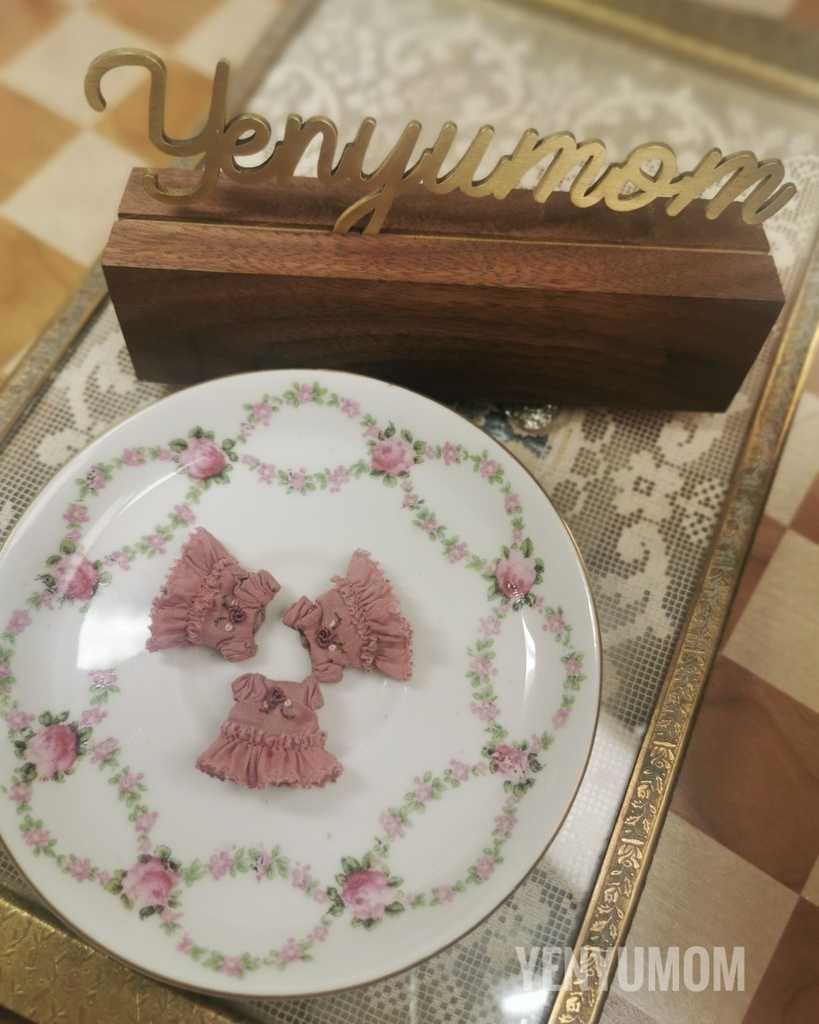 【花の刺繍 ドレス / フォーチュンワンダフレンド】Yenyumom