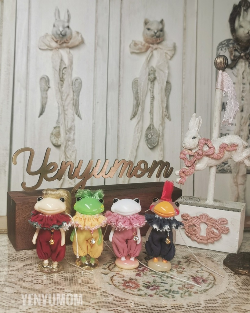 【ラフカラー 刺繍ロンパース / フォーチュンワンダフレンド】Yenyumom