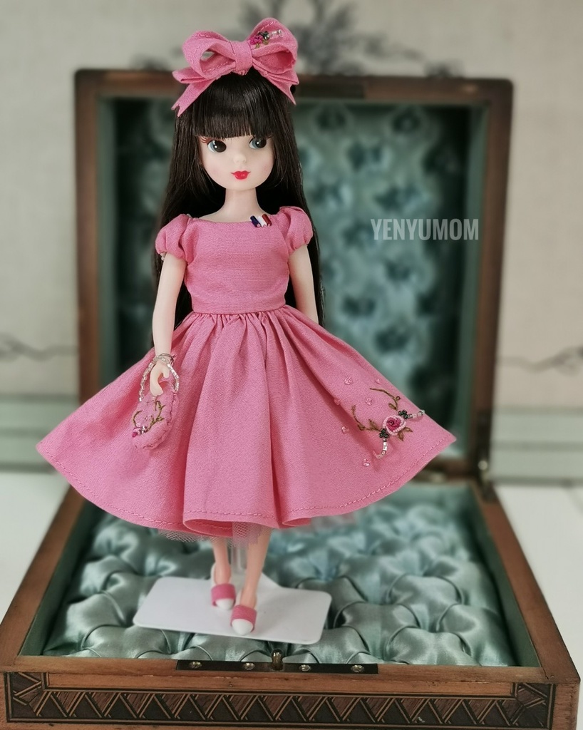 【紫染料刺繍ドレスセット / リカちゃん】Yenyumom