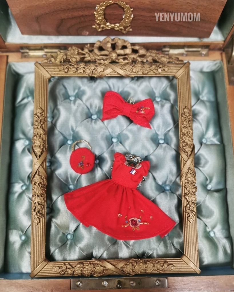 【刺繍ドレスセット / プチブライス】Yenyumom