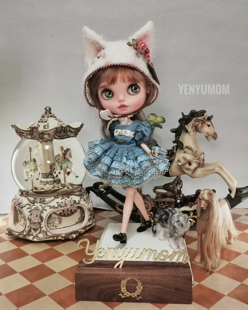 【クローバーキティ刺繍ドレスセット / ブライス / モモコ / オビツ24 / リカちゃん】Yenyumom