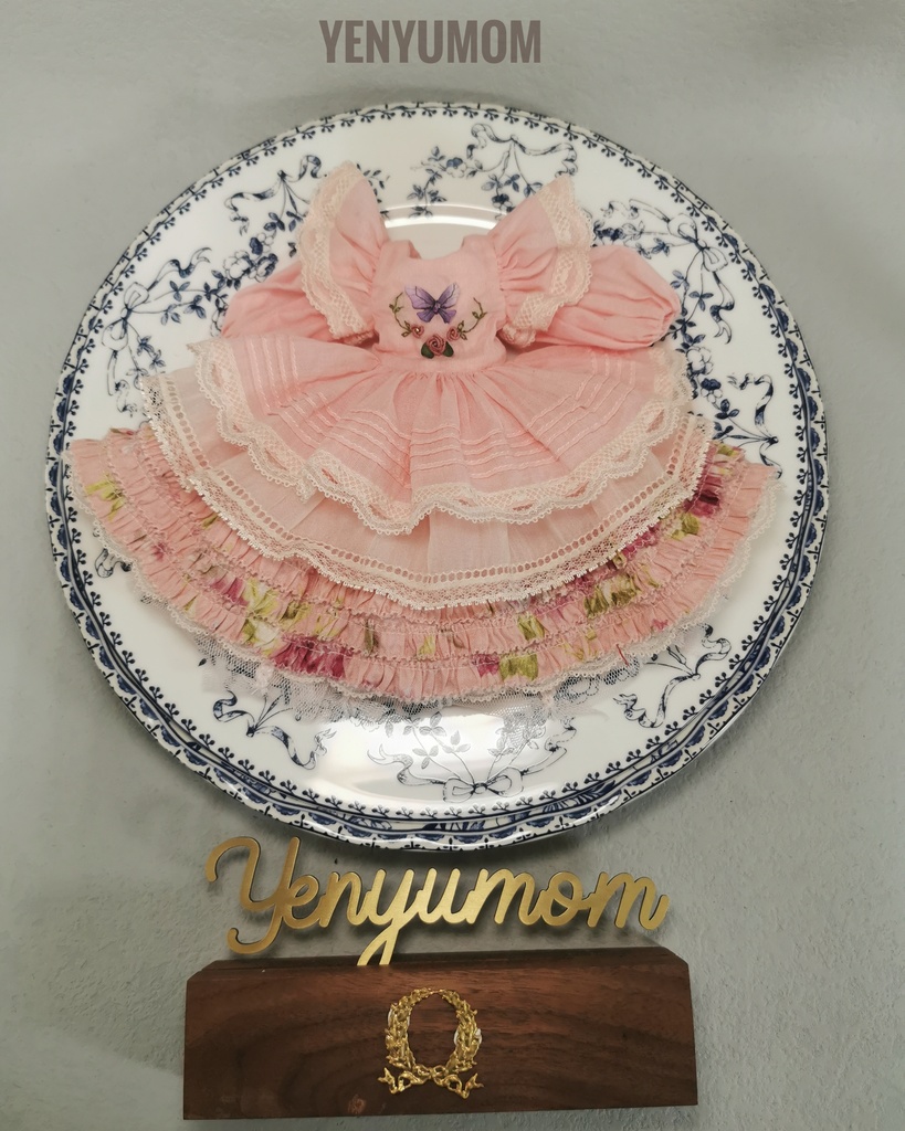 【蝶刺繍ワンピースドレスセット ピンク】ネオブライス momoko OB24 / Yenyumom