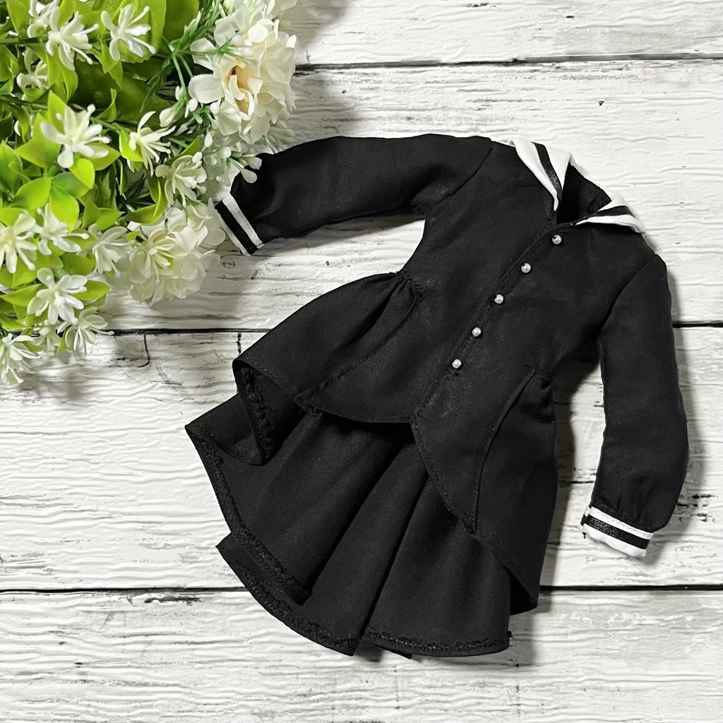【即納品】セーラーカラーのフィッシュテールブラウス(ブラック)
