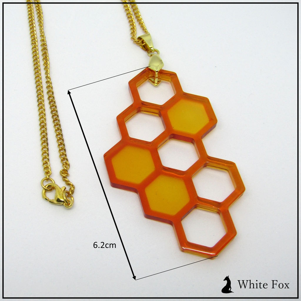 ハニカムネックレス(UVレジン)
