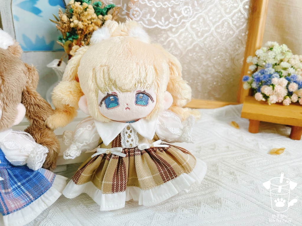 【10cm・15cm・20cmぬいぐるみ・ぬい服】Hazelnut Cream・チェック柄ワンピース