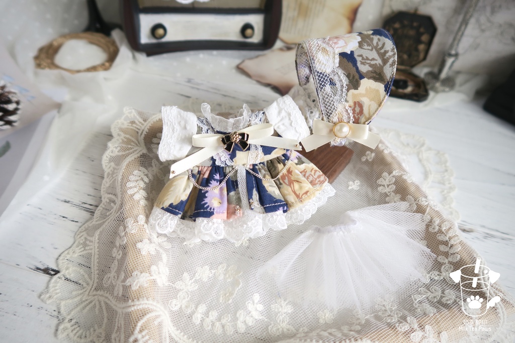 【10cmぬいぐるみ・ぬい服】Charlotte's Reverie・クラシックお花ワンピースセット(2色)