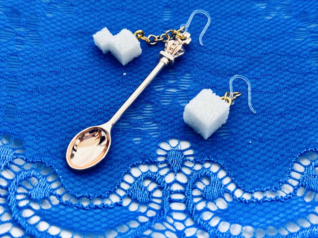 【完売】おさとうのお耳飾り(ピアス・イヤリング)