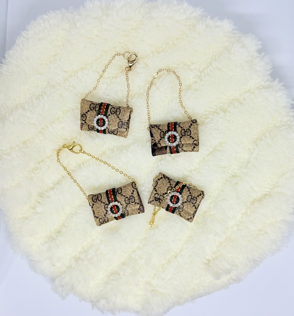 なんか高級っぽいバッグ