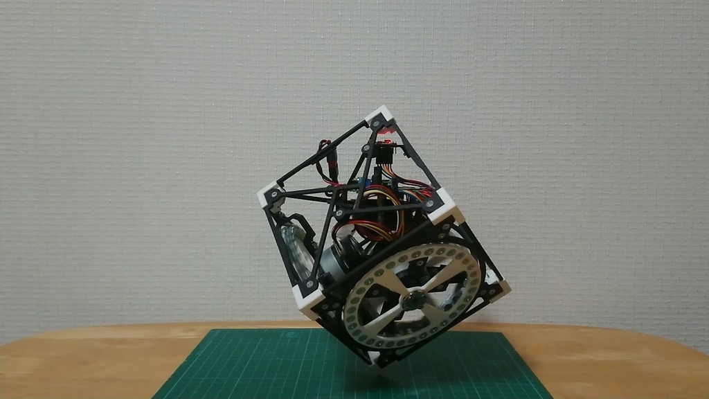 CUBE型3軸姿勢制御モジュール