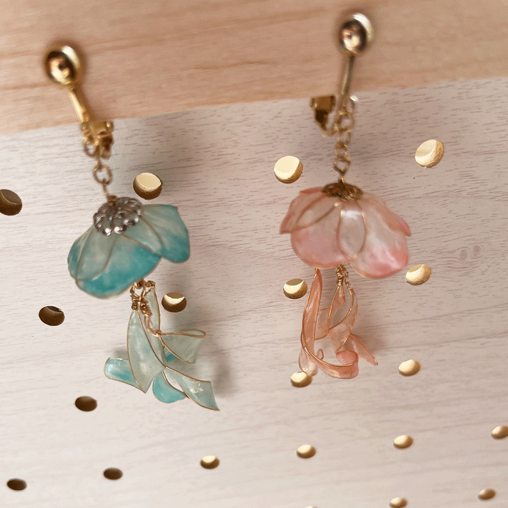 クラゲのイヤリング(金具変更可)