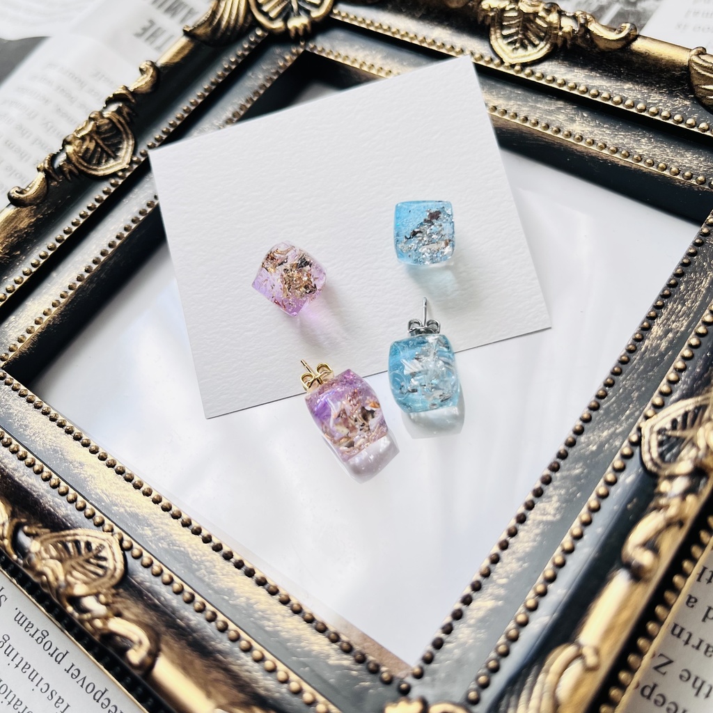 ヌヴィリオ ピアス【紫、水色】